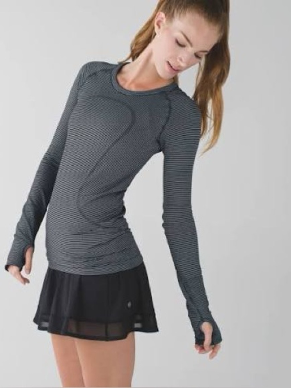 Lululemon | Gray Striped swiftly tech long sleeve | 6